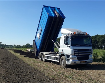 19 06 27 container levert compost